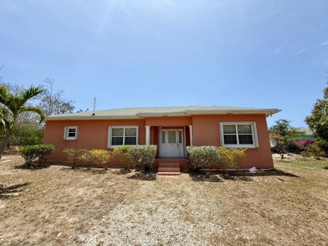3 Bedroom - Bluff Home - Cayman Brac - 1