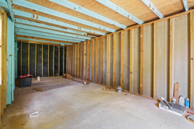 350 Sqft Storage Space For Rent – West Bay - 1